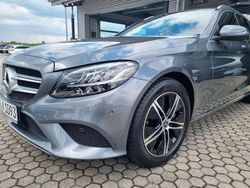 Grau Gebraucht 2020 Mercedes C200 Limousine | 24.000 € (Fairer Preis)