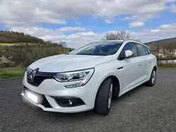 Weiß Gebraucht 2017 Renault Mégane GrandTour Intens Kombi | 12.800 € (Guter Preis)