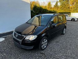 Schwarz Gebraucht 2007 VW Touran Trendline Van / Kleinbus | 2.900 € (Guter Preis)