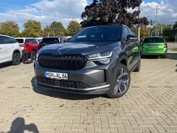 Graphitegrau metallic Gebraucht 2025 Skoda Kodiaq SportLine SUV | 47.911 € (Fairer Preis)