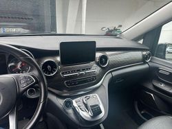 Grau Gebraucht 2019 Mercedes V300 Avantgarde Van / Kleinbus | 49.500 € (Etwas zu teuer)