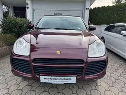 Carmonarot metallic Gebraucht 2004 Porsche Cayenne Turbo SUV | 4.350 €