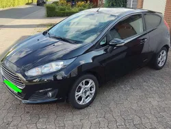 Schwarz Gebraucht 2013 Ford Fiesta Champions Edition Kleinwagen | 7.779 € (Etwas zu teuer)