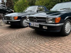Blau Gebraucht 1989 Mercedes SL300 Cabrio | 120.000 €