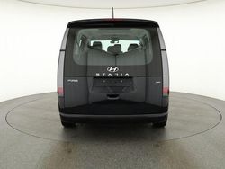 Moonlight blue / mic Gebraucht 2022 Hyundai Staria Premium Van / Kleinbus | 38.495 € (Fairer Preis)