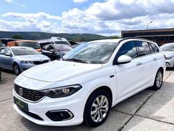 Weiß Gebraucht 2018 Fiat Tipo Lounge Kombi | 11.999 € (Fairer Preis)