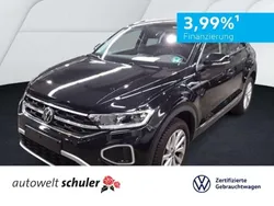 Deep black perleffekt Gebraucht 2024 VW T-Roc Style SUV | 30.949 € (Fairer Preis)