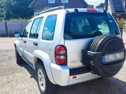 Gebraucht 2005 Jeep Cherokee SUV | 5.500 €