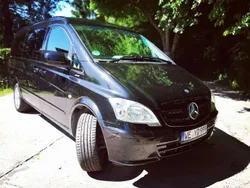 Schwarz Gebraucht 2012 Mercedes Vito Marco Polo Van / Kleinbus | 25.390 €