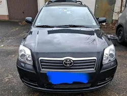 Schwarz Gebraucht 2005 Toyota Avensis T2 Kombi | 1.800 € (Fairer Preis)