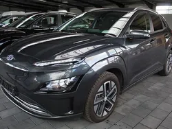 Andere Gebraucht 2021 Hyundai Kona Edition 30+ SUV | 19.990 € (Etwas zu teuer)