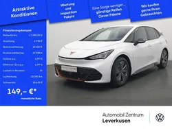 Schwarz / eisweiß (metallic) Gebraucht 2023 Cupra Born Kleinwagen | 27.480 € (Fairer Preis)