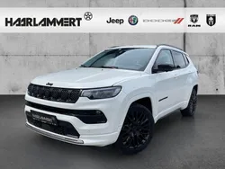 Weiß Gebraucht 2023 Jeep Compass Altitude SUV | 26.990 € (Fairer Preis)