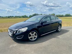 Schwarz Gebraucht 2011 Volvo S60 Momentum Limousine | 6.750 € (Fairer Preis)