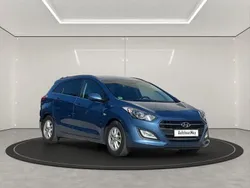 Blau Gebraucht 2015 Hyundai i30 Trend Kombi | 9.600 € (Fairer Preis)
