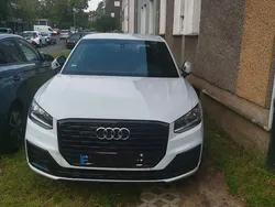 Weiß Gebraucht 2020 Audi Q2 Design SUV | 21.000 € (Guter Preis)