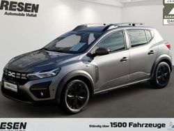 Grau Gebraucht 2024 Dacia Sandero Extreme Kleinwagen | 18.590 € (Fairer Preis)