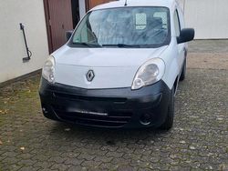 Weiß Gebraucht 2010 Renault Clio II Limousine | 3.200 € (Etwas zu teuer)
