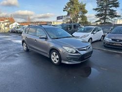 Grau Gebraucht 2012 Hyundai i30 Edition Kombi | 1.200 € (Superpreis)