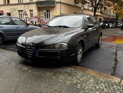 Schwarz Gebraucht 2005 Alfa Romeo 147 Kleinwagen | 1.200 € (Fairer Preis)