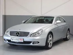 Iridiumsilber metalliclack Gebraucht 2005 Mercedes CLS350 Limousine | 17.990 €