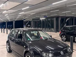 Schwarz Gebraucht 2003 VW Golf IV Highline Limousine | 3.499 €