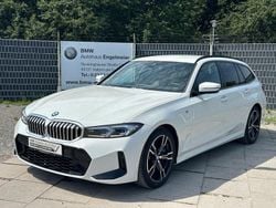 Weiß Gebraucht 2025 BMW 318 M Sport Limousine | 39.990 € (Fairer Preis)