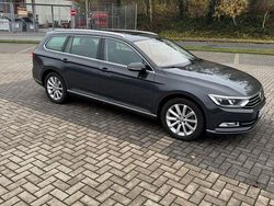 Grau Gebraucht 2017 VW Passat Highline Kombi | 15.300 € (Fairer Preis)