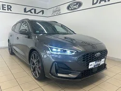 Magneticgrau (metallic) Gebraucht 2025 Ford Focus ST Limousine | 36.480 € (Guter Preis)