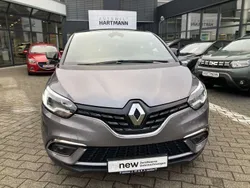 Grau / schwarz (grau) Gebraucht 2022 Renault Scénic IV Black Edition Van / Kleinbus | 21.450 € (Fairer Preis)