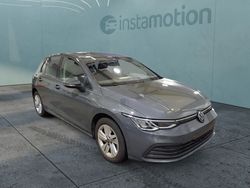 Grau Gebraucht 2024 VW Golf VIII Life Limousine | 22.940 € (Guter Preis)