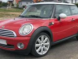 Rot Gebraucht 2009 Mini Cooper Kleinwagen | 2.750 € (Fairer Preis)