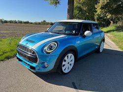 Blau Gebraucht 2019 Mini Cooper SD Kleinwagen | 19.999 € (Fairer Preis)
