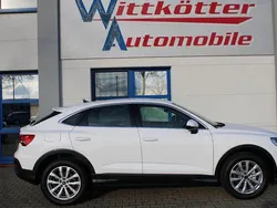 Weiß Gebraucht 2022 Audi Q3 Sportback Sport SUV | 35.590 € (Guter Preis)