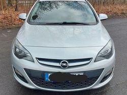 Grau Gebraucht 2013 Opel Astra Active Kombi | 4.200 € (Guter Preis)