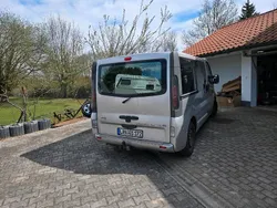 Silber Gebraucht 2005 Opel Vivaro Van | 4.500 € (Etwas zu teuer)