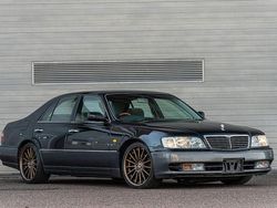 Schwarz Gebraucht 1996 Nissan Cima Limousine | 11.000 €