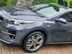 Grau Gebraucht 2020 Kia XCeed SUV | 17.600 € (Fairer Preis)