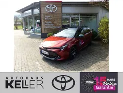 Metal oxide orange metallic Gebraucht 2025 Toyota Corolla Sport Kombi | 36.590 € (Teuer)