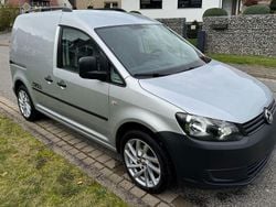 Silber Gebraucht 2012 VW Caddy Trendline Van / Kleinbus | 6.790 € (Guter Preis)