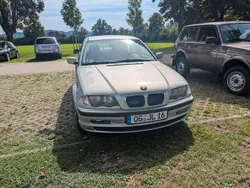 Silber Gebraucht 2001 BMW 315 Kleinwagen | 900 €