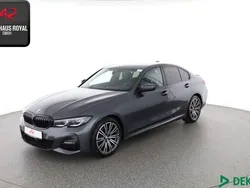 Grau Gebraucht 2021 BMW 318 M Sport Limousine | 31.880 € (Fairer Preis)