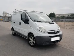 Weiß Gebraucht 2012 Opel Vivaro Van | 7.630 € (Guter Preis)