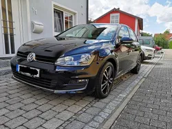 Schwarz Gebraucht 2015 VW Golf VII Comfortline Limousine | 11.900 € (Etwas zu teuer)