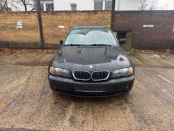 Schwarz Gebraucht 2003 BMW 320 Limousine | 1.999 € (Superpreis)