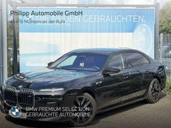 Black sapphire Gebraucht 2024 BMW M760e Performance Limousine | 111.880 € (Superpreis)