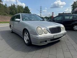 Grau Gebraucht 2000 Mercedes E240 Kombi | 1.650 € (Superpreis)