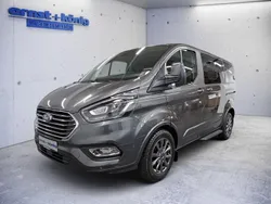 Magnetic metallic Gebraucht 2022 Ford Tourneo Custom Titanium Van / Kleinbus | 42.990 € (Teuer)