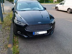 Schwarz Gebraucht 2016 Ford Mondeo Titanium Kombi | 8.100 € (Teuer)