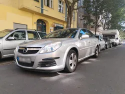 Silber Gebraucht 2008 Opel Vectra Edition Limousine | 2.650 € (Fairer Preis)